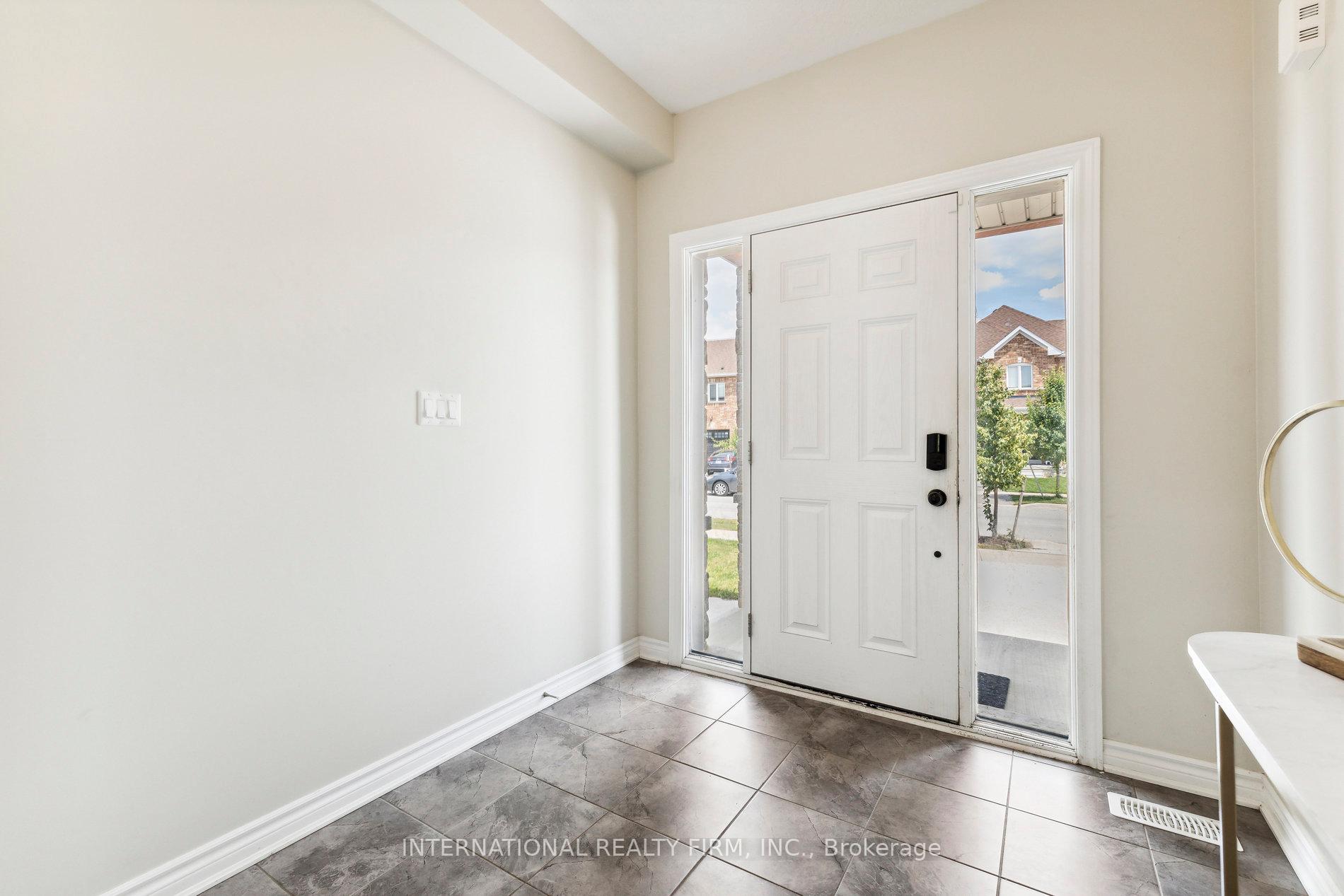 Photo 5 of 45 Baker Street, Thorold, Thorold Downtown — HOMEH