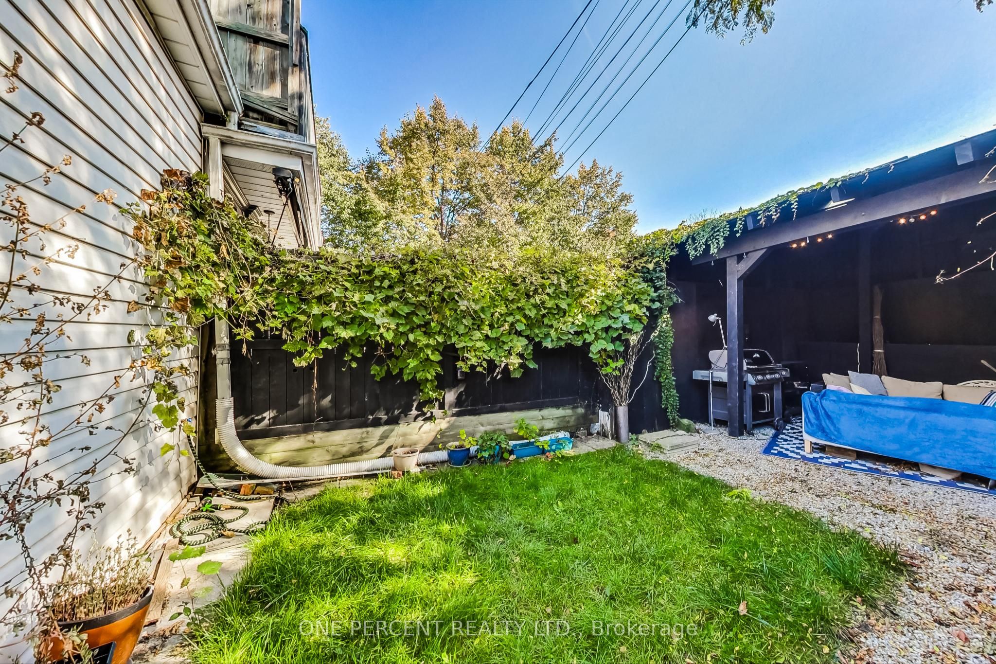 Photo 73 of 825 Adelaide Street W, Toronto, Niagara — HOMEH