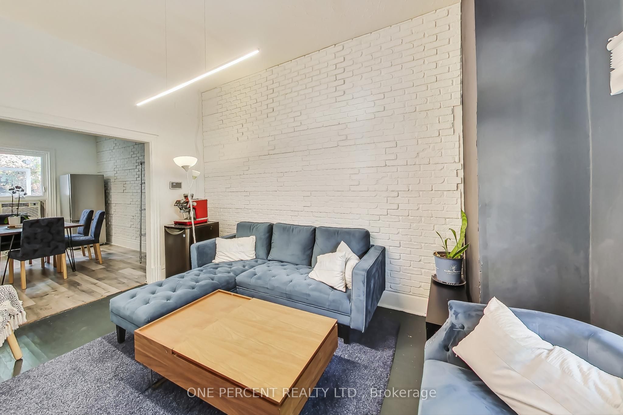 Photo 47 of 825 Adelaide Street W, Toronto, Niagara — HOMEH