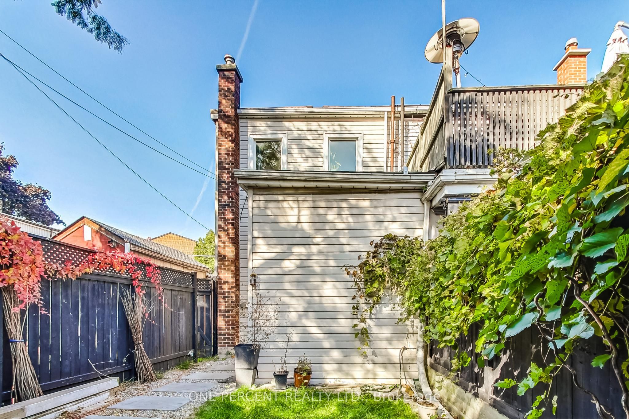 Photo 69 of 825 Adelaide Street W, Toronto, Niagara — HOMEH