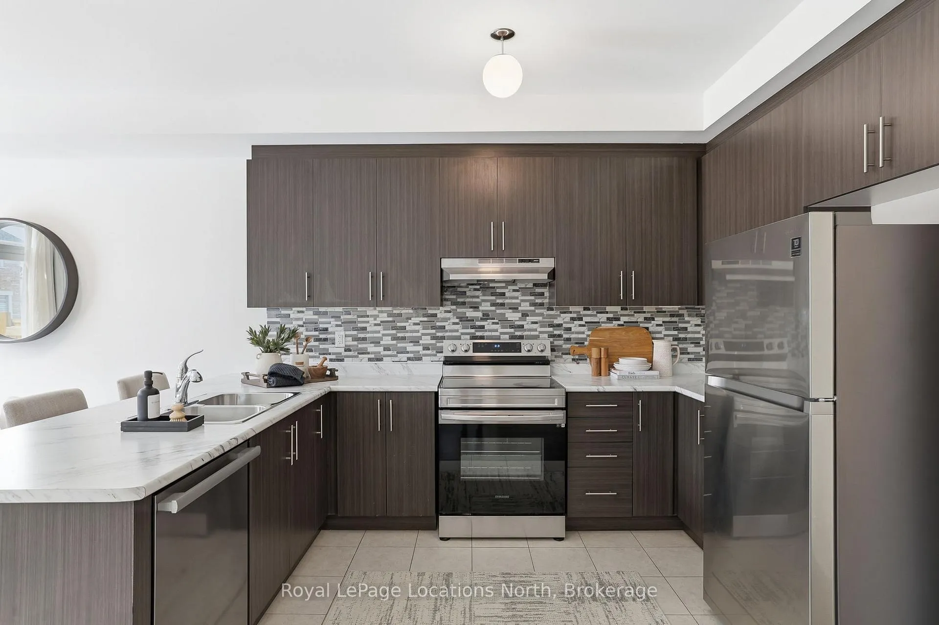 Photo 6 of 7 Albany Street, Collingwood — HOMEH