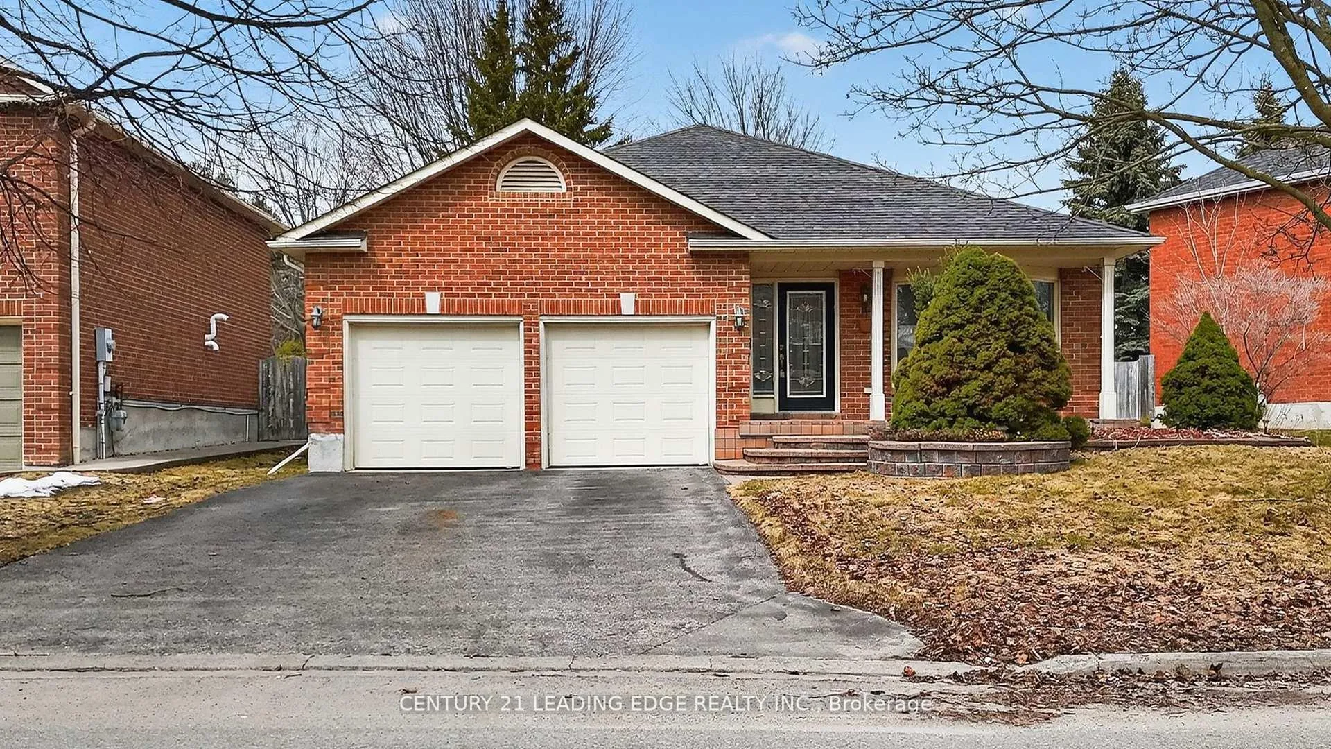Photo 1 of 14 Valleycrest Drive, Clarington, Courtice — HOMEH