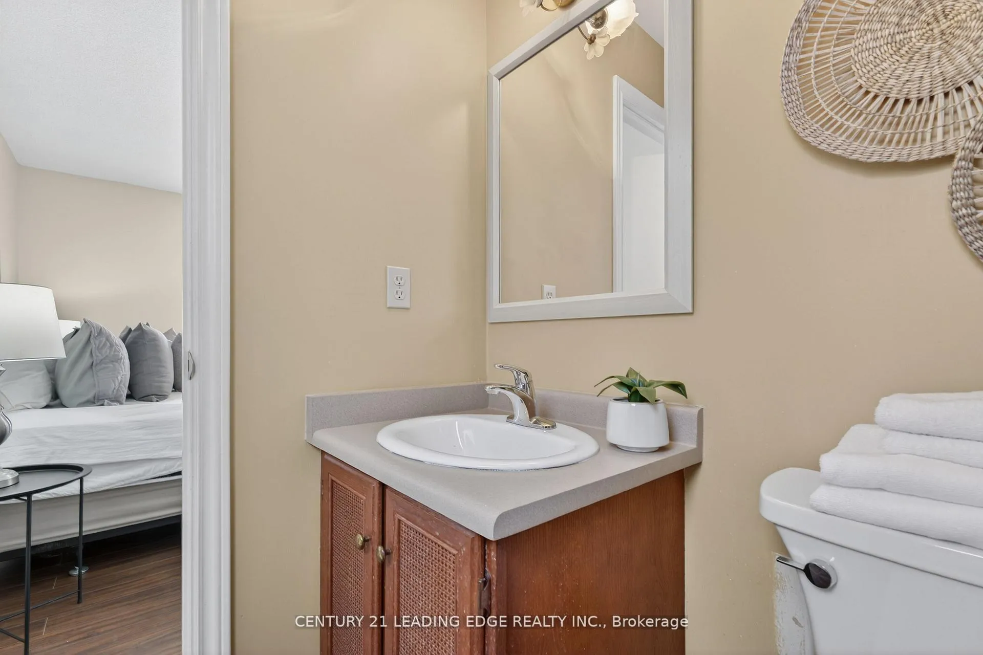 Photo 33 of 14 Valleycrest Drive, Clarington, Courtice — HOMEH