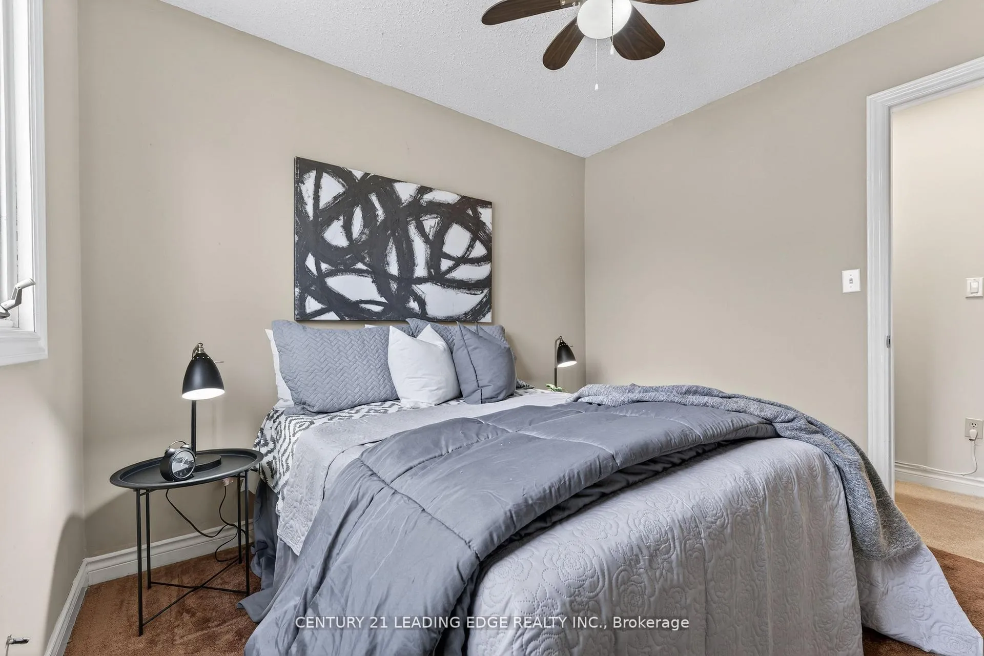 Photo 34 of 14 Valleycrest Drive, Clarington, Courtice — HOMEH