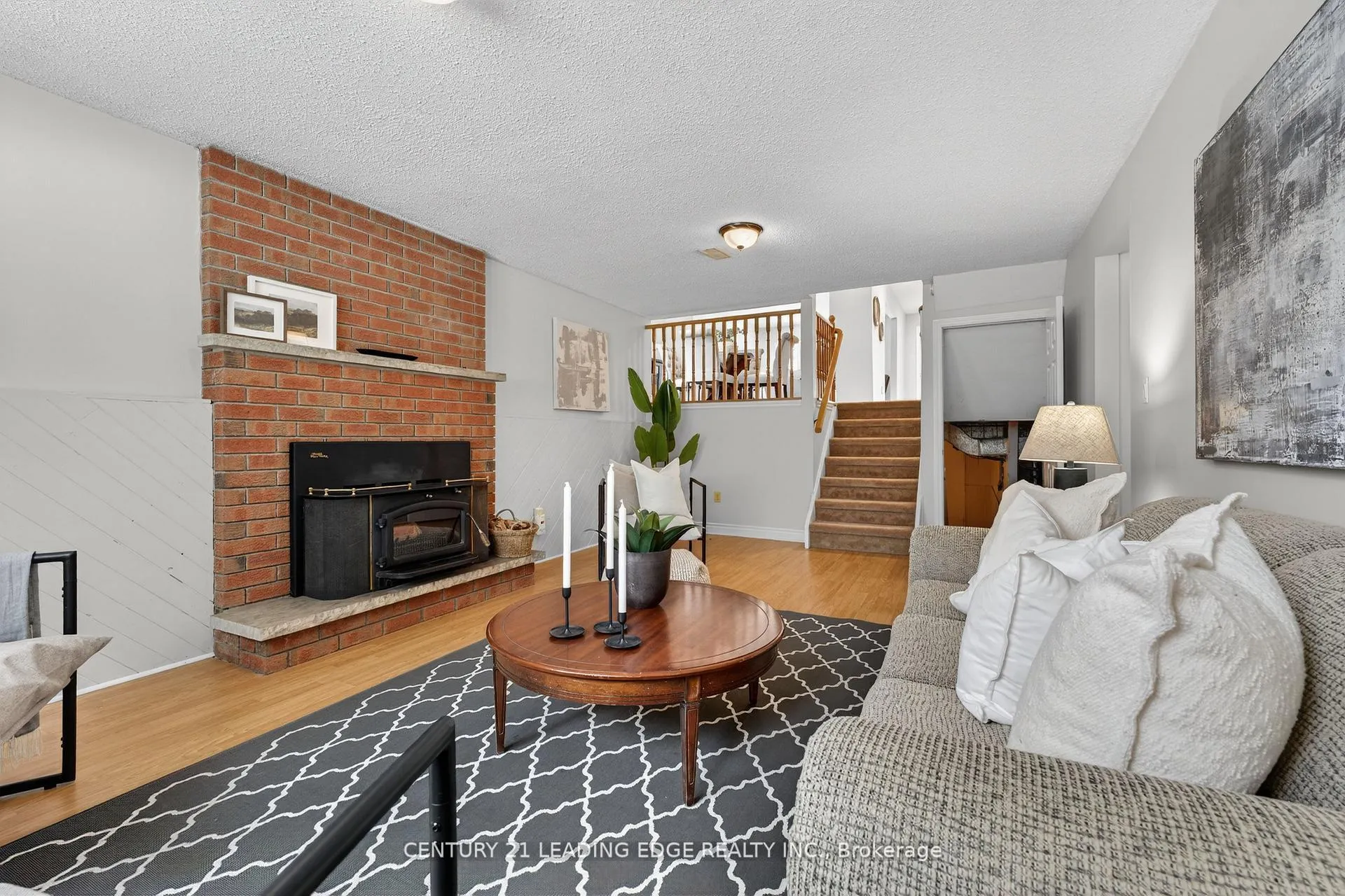 Photo 38 of 14 Valleycrest Drive, Clarington, Courtice — HOMEH