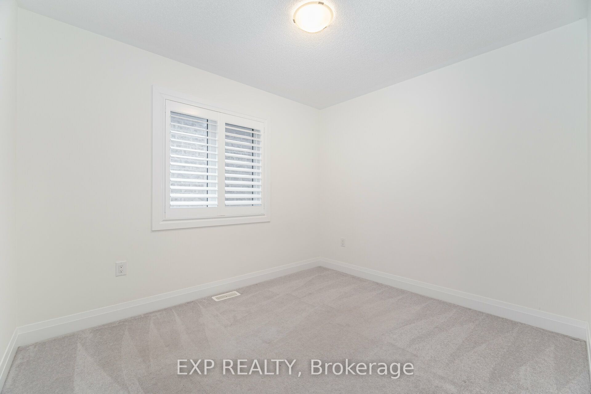 Photo 32 of 584 Juneberry Court, Milton, Cobban — HOMEH