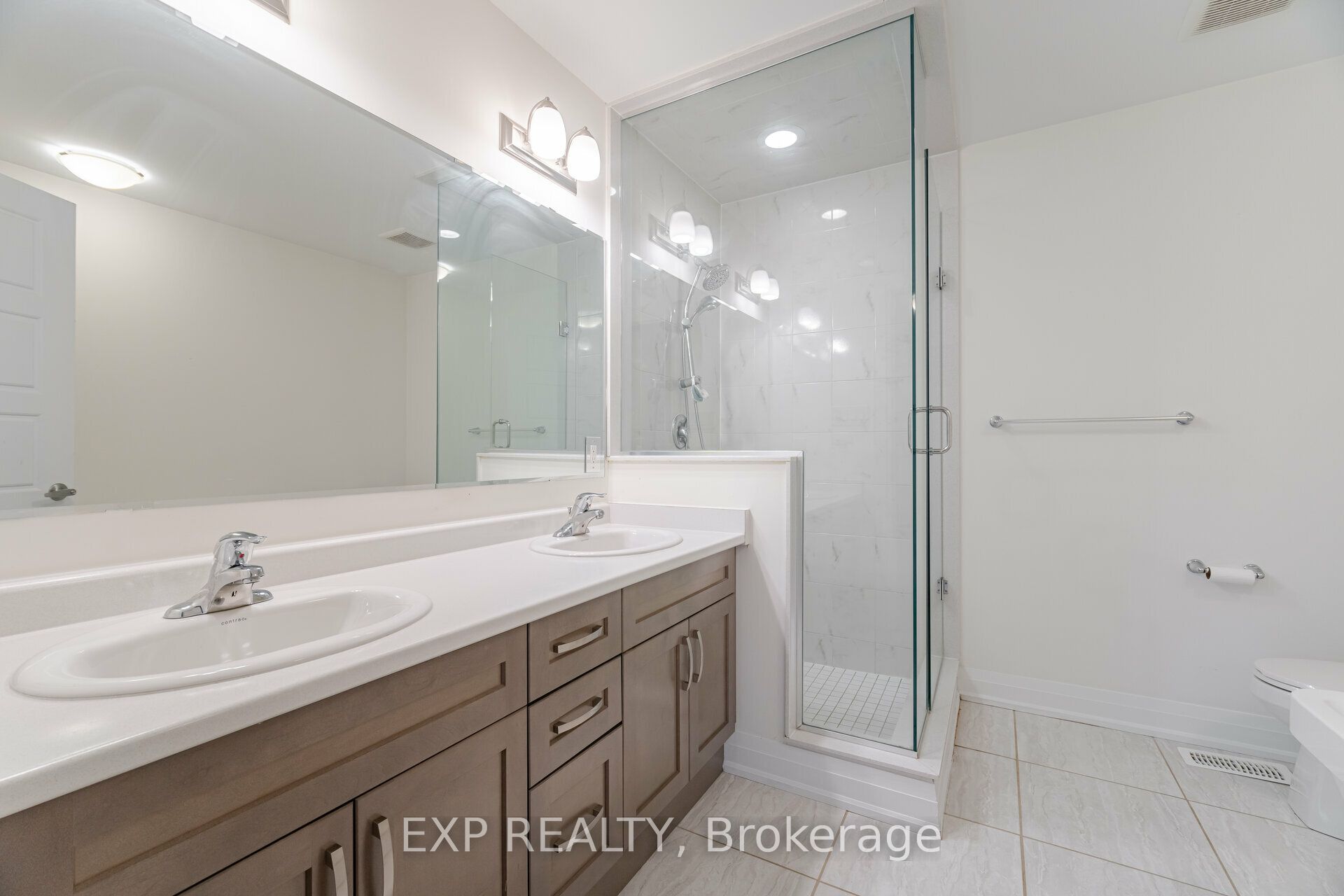 Photo 31 of 584 Juneberry Court, Milton, Cobban — HOMEH