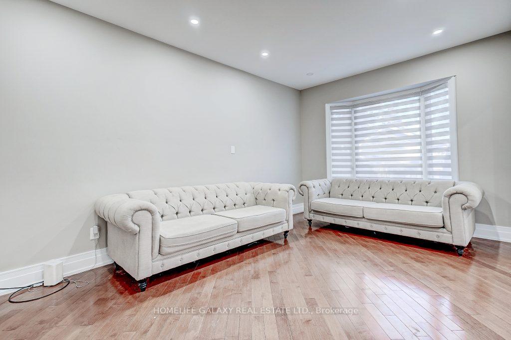 Photo 4 of Unit Full Ho, 39 Goldene Way, Scarborough, Highland Creek — HOMEH