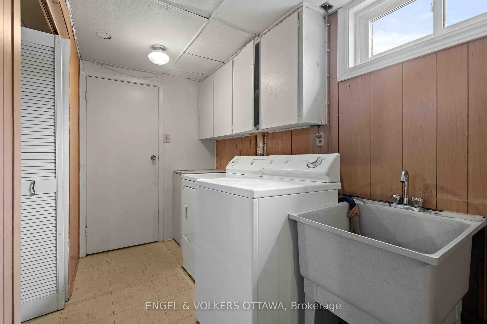 Photo 1023 of 1957 Sharel Drive, Ottawa, Guildwood Estates - Urbandale Acres — HOMEH