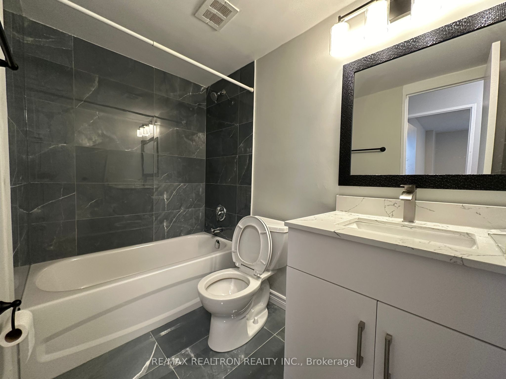 Photo 26 of Unit 1702, 60 Pavane Linkway, Toronto, Flemingdon Park — HOMEH
