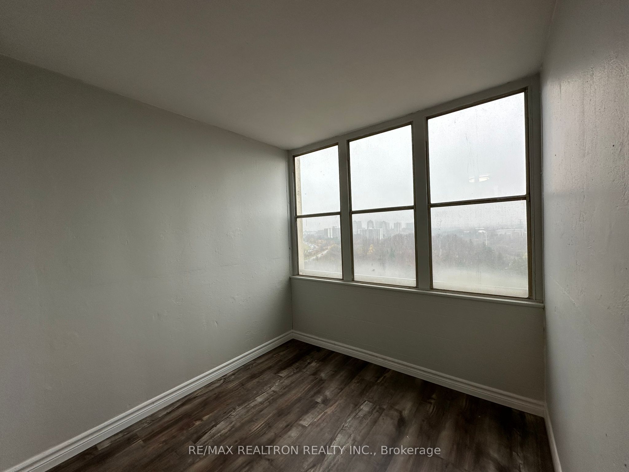 Photo 25 of Unit 1702, 60 Pavane Linkway, Toronto, Flemingdon Park — HOMEH