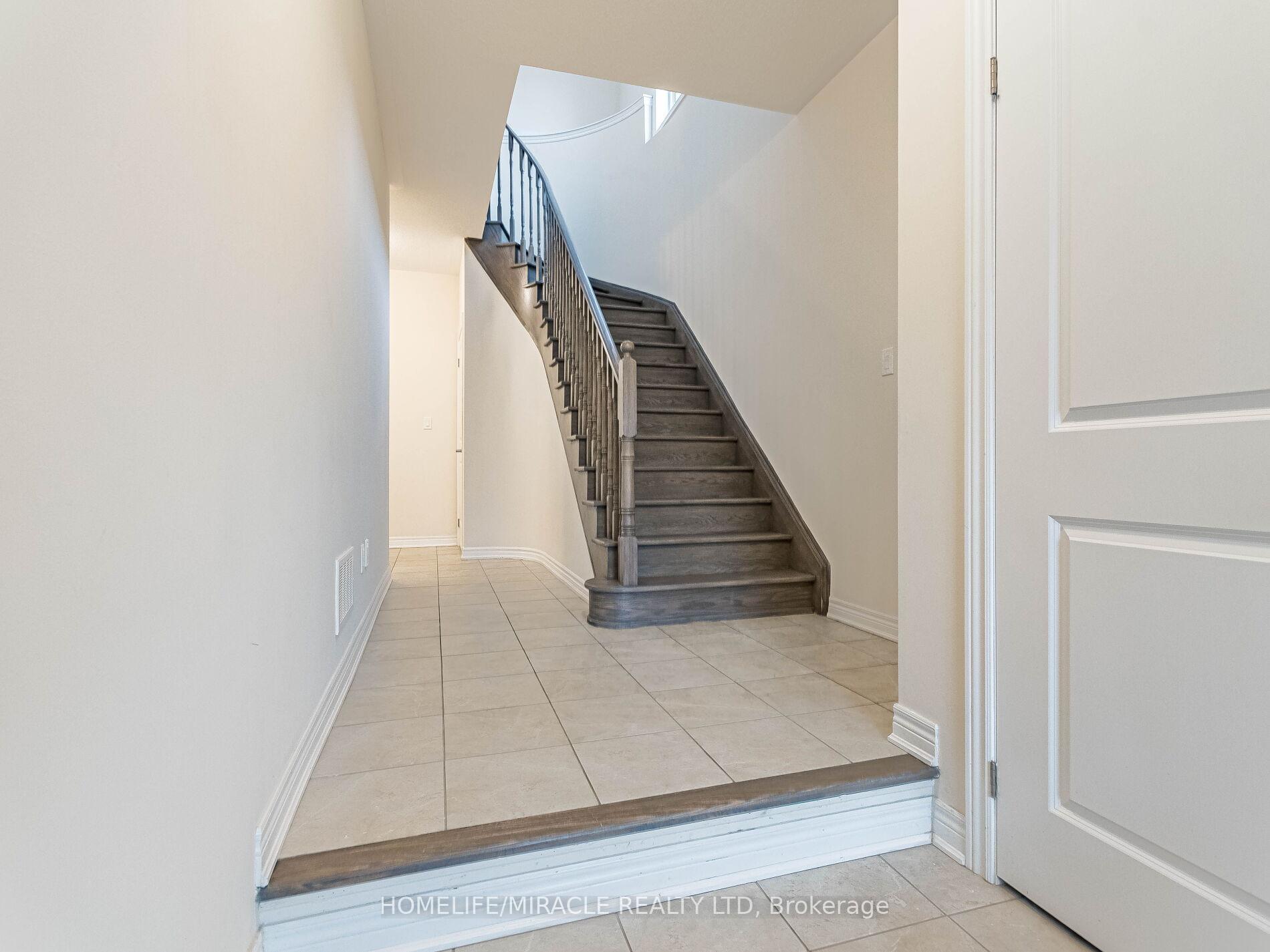 Photo 7 of 53 Sparkle Drive, Thorold, Rolling Meadows — HOMEH