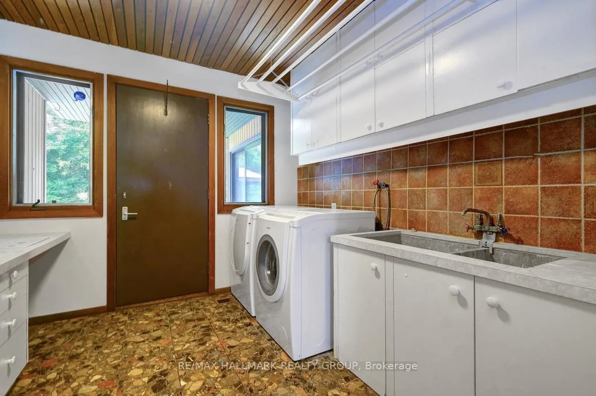 Photo 127 of 152 Dorothea Drive S, Ottawa, Mooneys Bay/Revelstoke — HOMEH