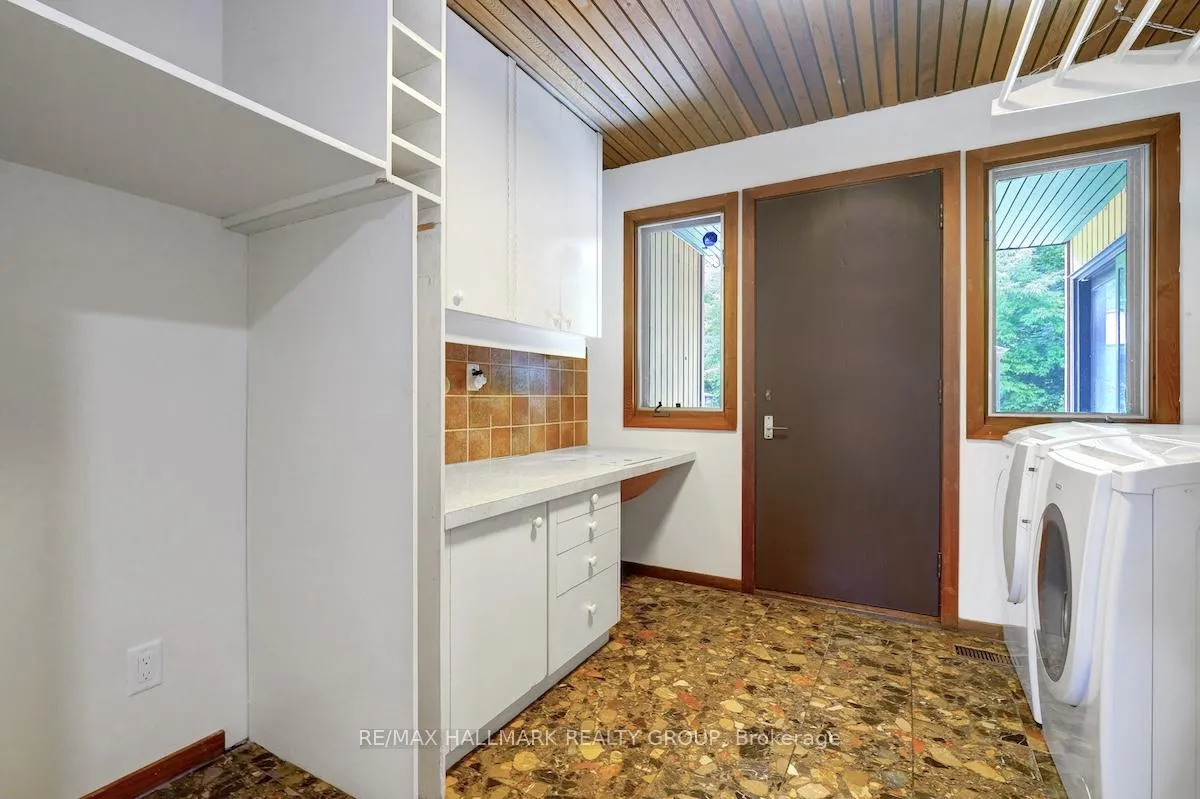 Photo 160 of 152 Dorothea Drive S, Ottawa, Mooneys Bay/Revelstoke — HOMEH