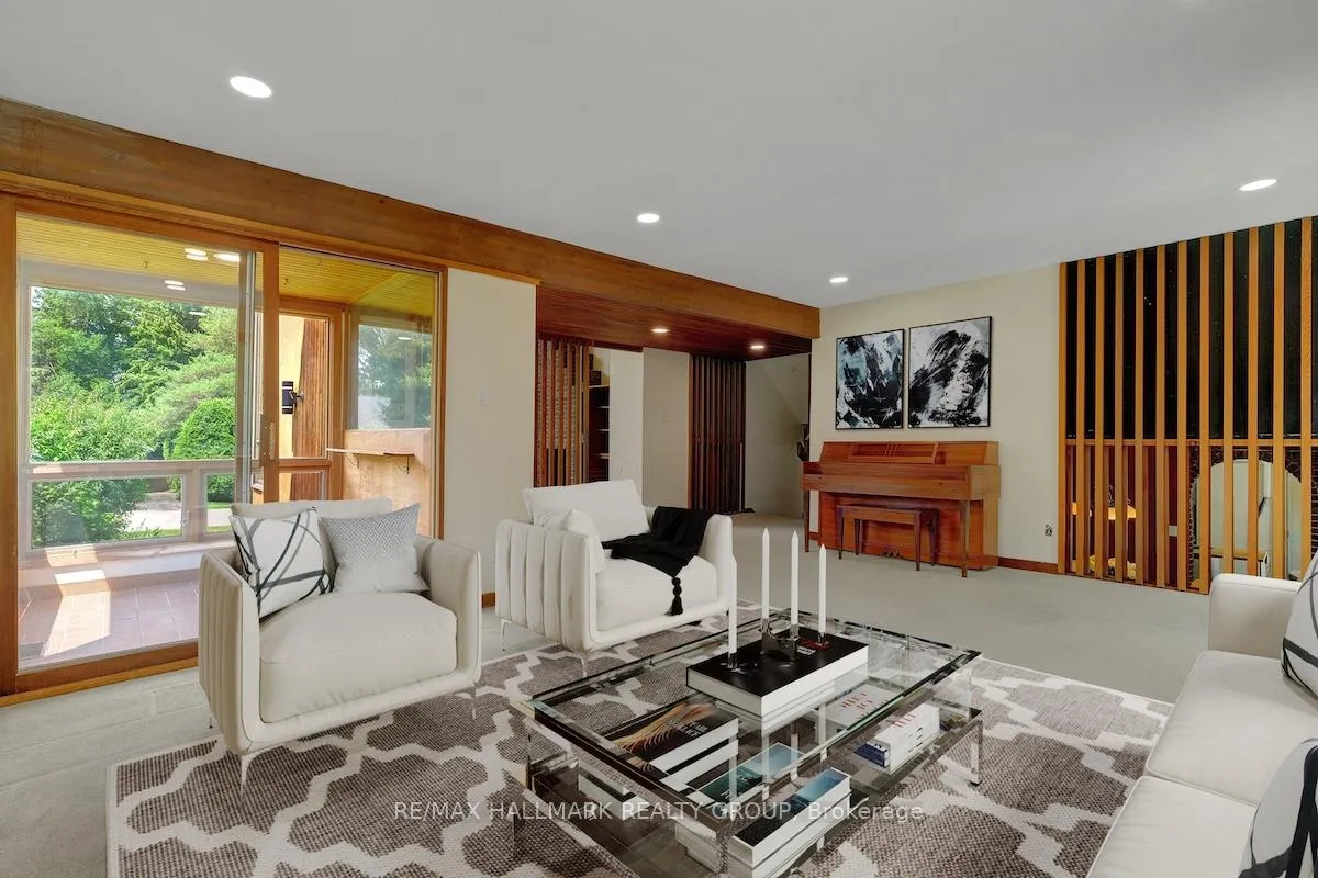 Photo 453 of 152 Dorothea Drive S, Ottawa, Mooneys Bay/Revelstoke — HOMEH