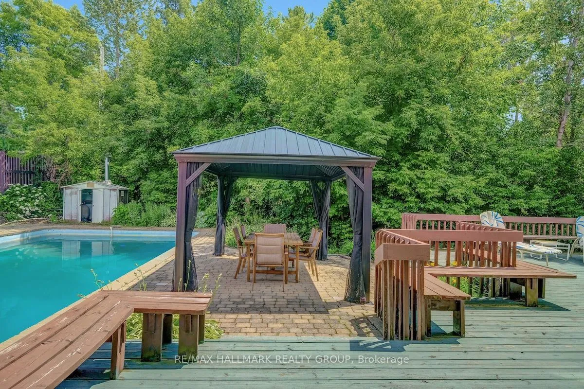 Photo 1030 of 152 Dorothea Drive S, Ottawa, Mooneys Bay/Revelstoke — HOMEH