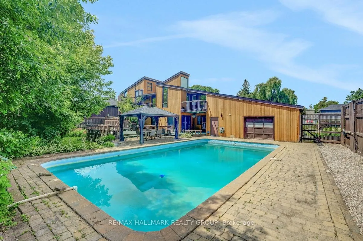 Photo 1070 of 152 Dorothea Drive S, Ottawa, Mooneys Bay/Revelstoke — HOMEH