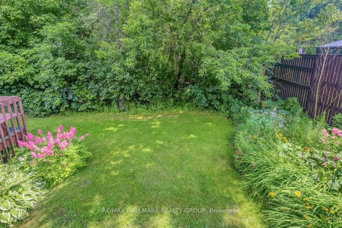 Photo 1113 of 152 Dorothea Drive S, Ottawa, Mooneys Bay/Revelstoke — HOMEH