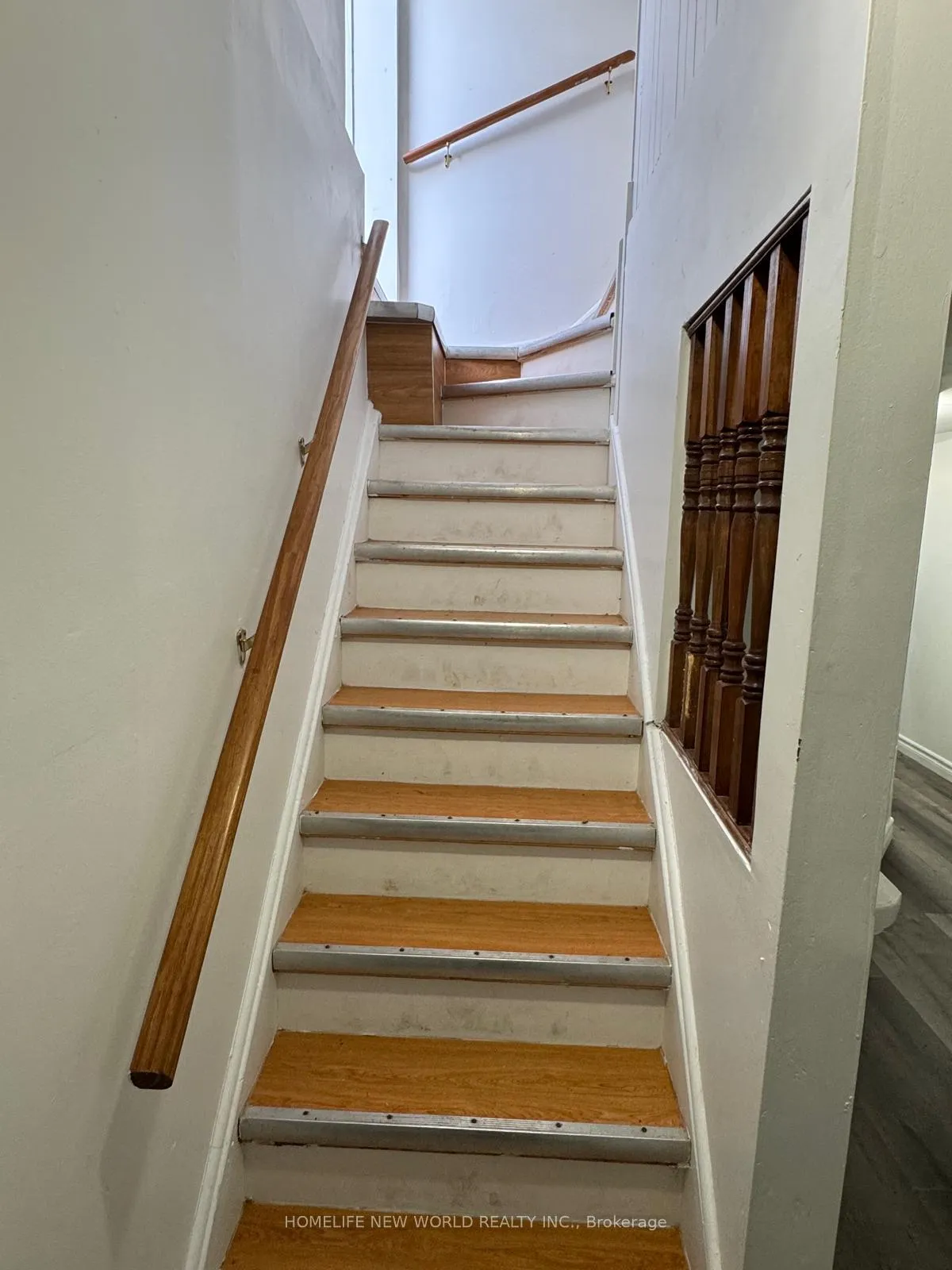Photo 14 of 1873 Dalhousie Crescent, Oshawa, Samac — HOMEH