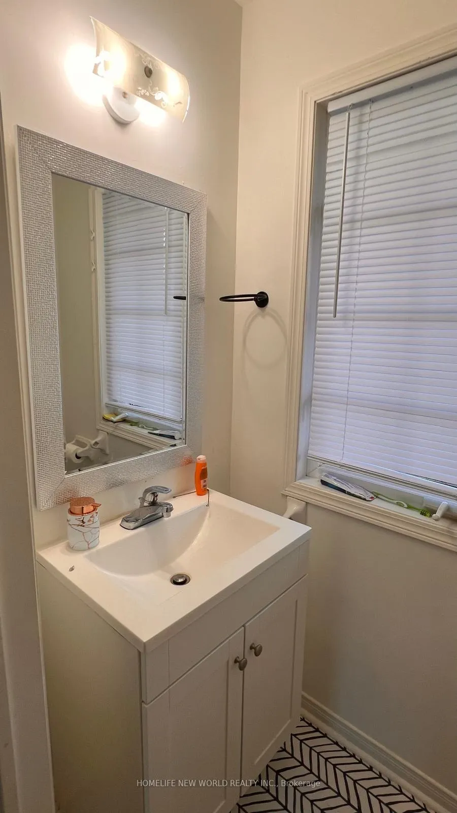 Photo 15 of 1873 Dalhousie Crescent, Oshawa, Samac — HOMEH