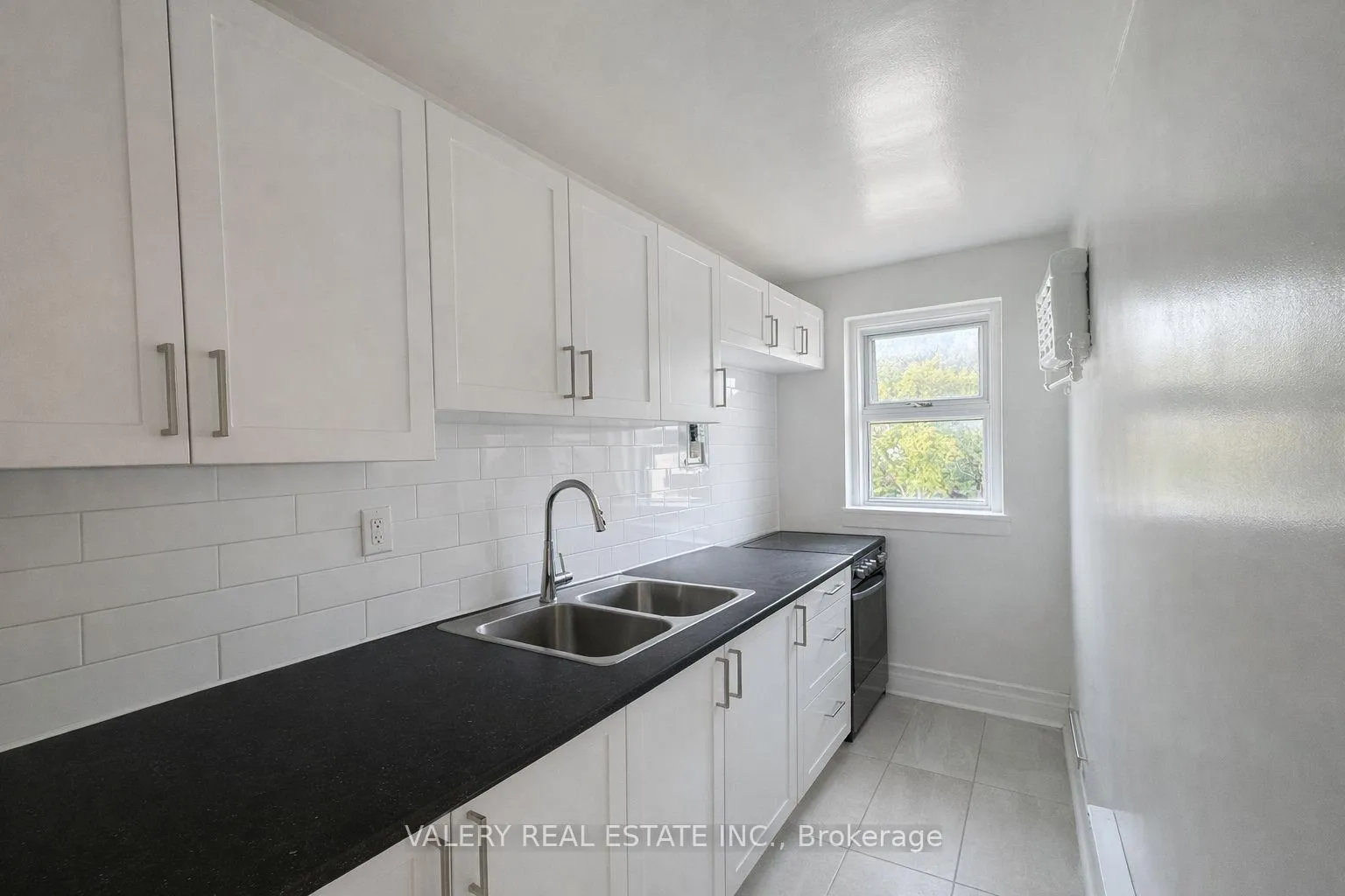 Photo 2 of Unit 410, 391 Sherbourne Street, Toronto, Cabbagetown-South St. James Town — HOMEH