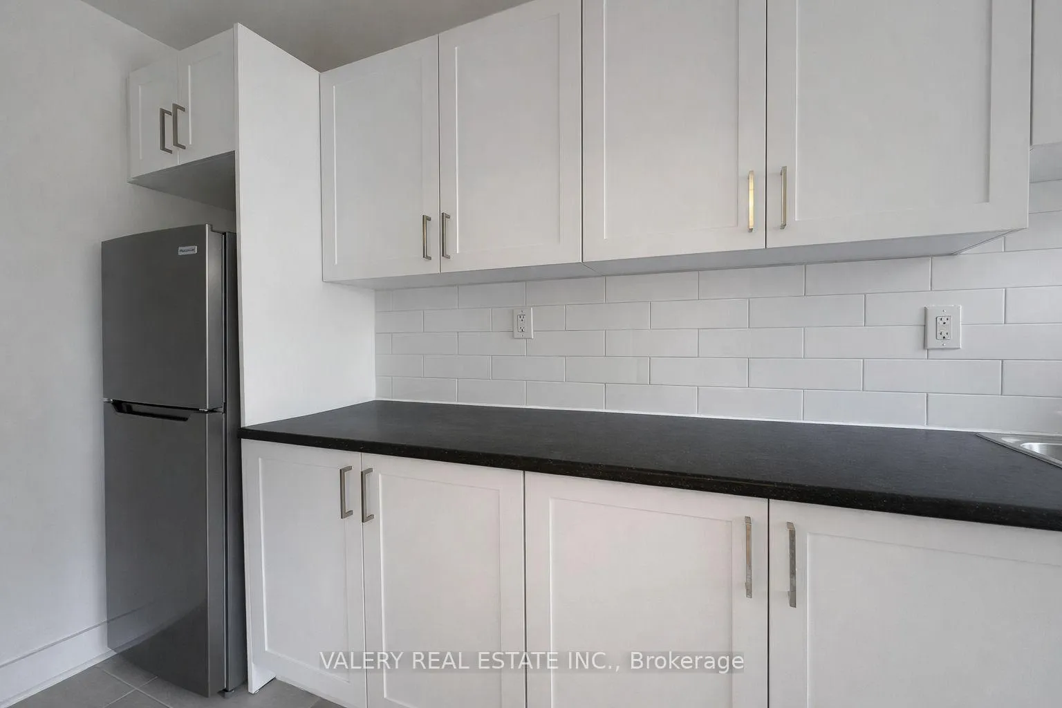 Photo 3 of Unit 410, 391 Sherbourne Street, Toronto, Cabbagetown-South St. James Town — HOMEH