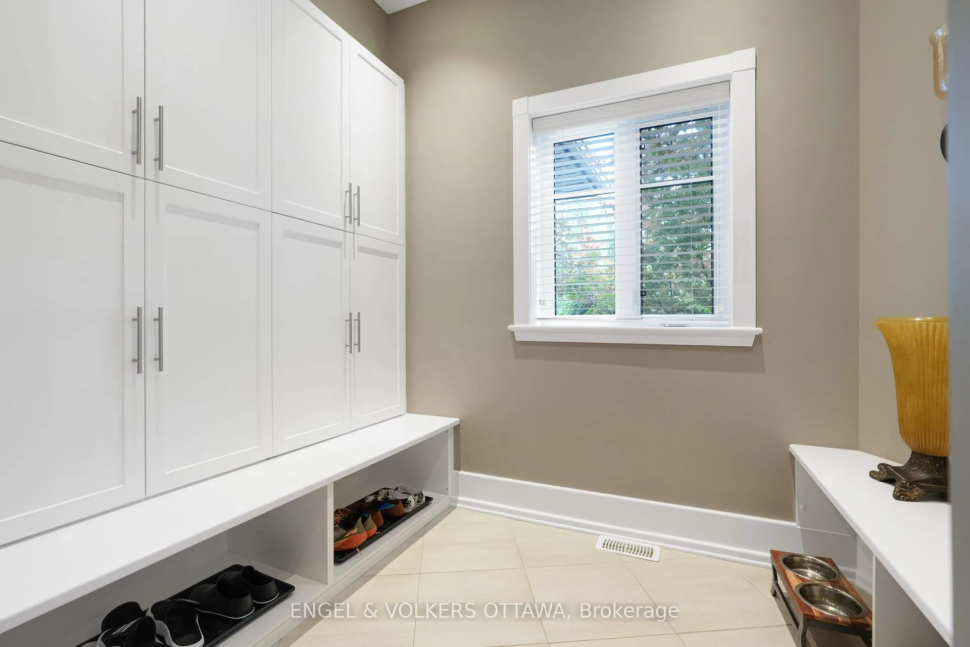 Photo 504 of 25 Kaymar Drive, Ottawa, Rothwell Heights — HOMEH