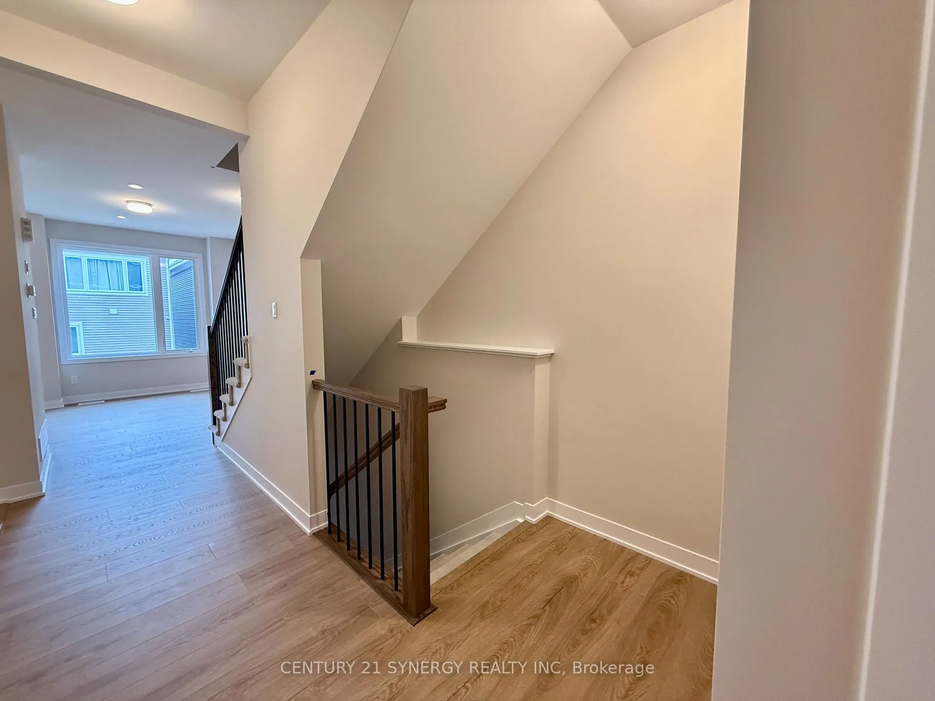 Photo 8 of 532 Promontory Place, Ottawa, Barrhaven - Half Moon Bay — HOMEH