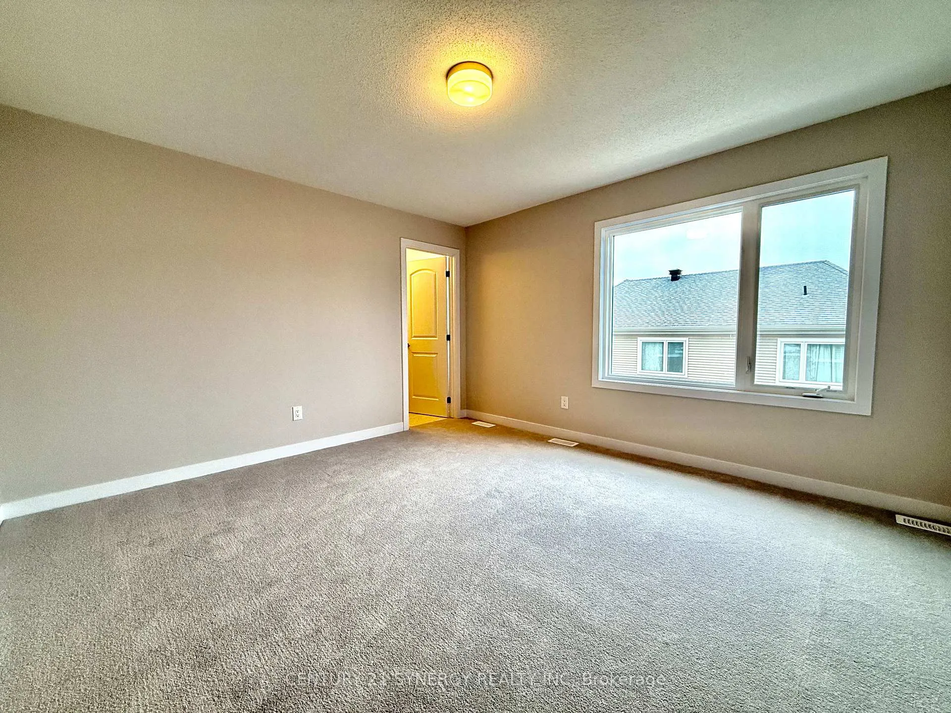 Photo 17 of 532 Promontory Place, Ottawa, Barrhaven - Half Moon Bay — HOMEH