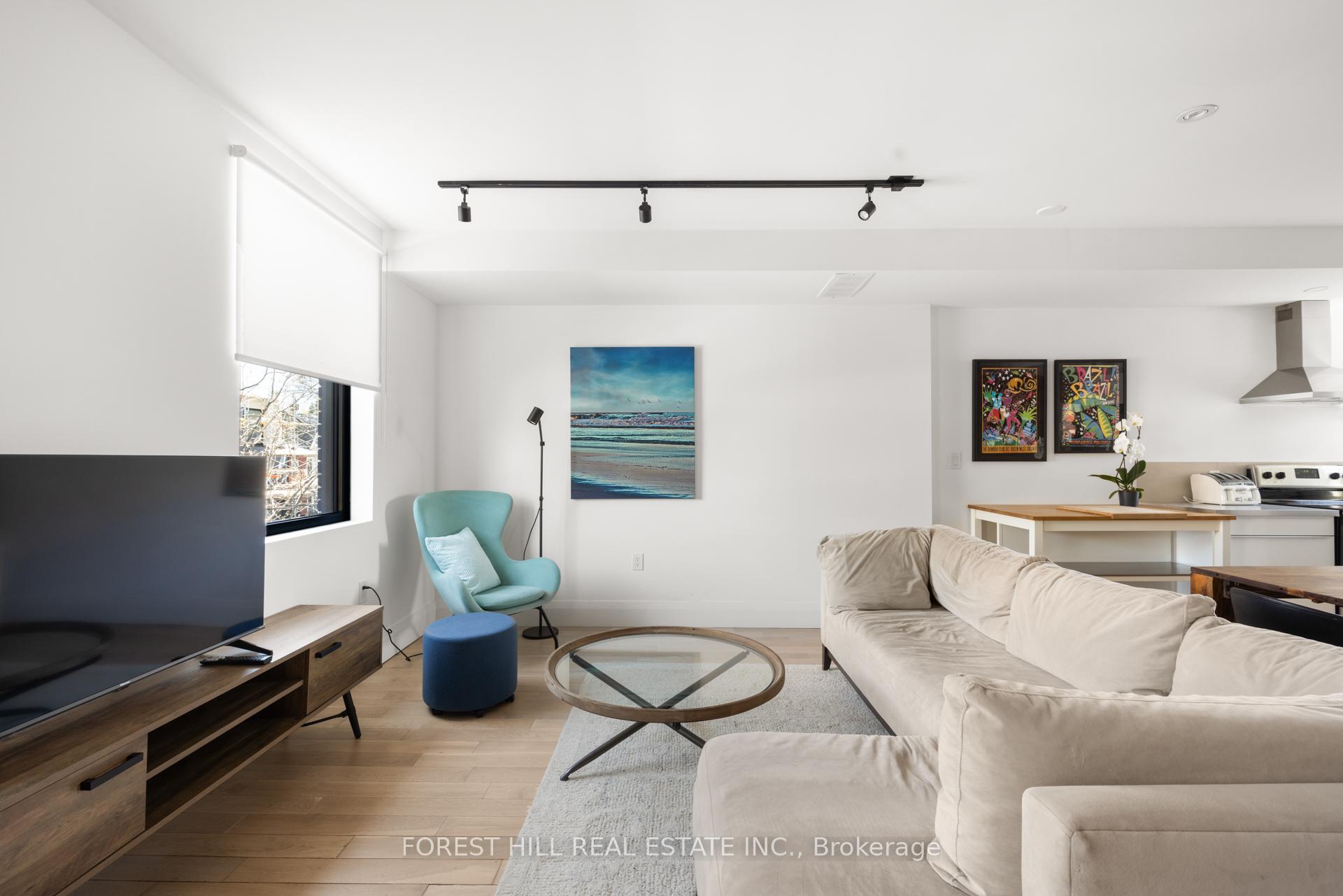 Photo 10 of Unit Upper, 148 Gore Vale Avenue, Toronto, Trinity-Bellwoods — HOMEH