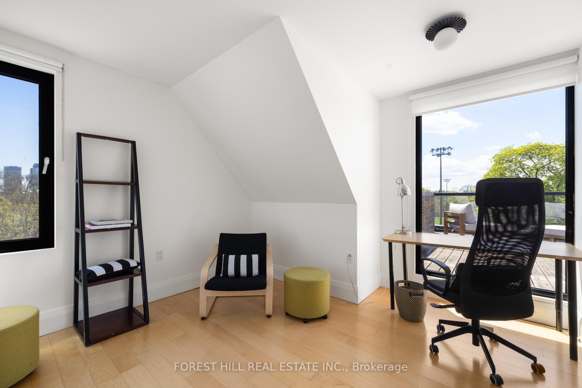 Photo 18 of Unit Upper, 148 Gore Vale Avenue, Toronto, Trinity-Bellwoods — HOMEH