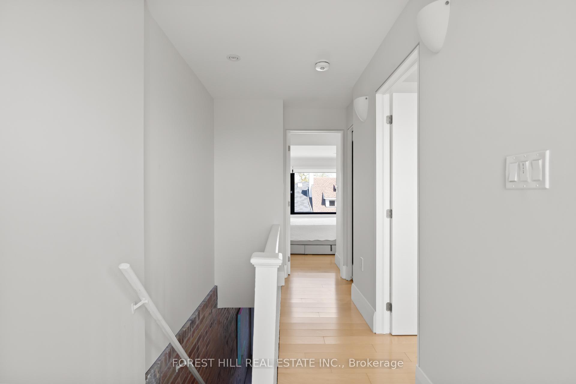 Photo 35 of Unit Upper, 148 Gore Vale Avenue, Toronto, Trinity-Bellwoods — HOMEH