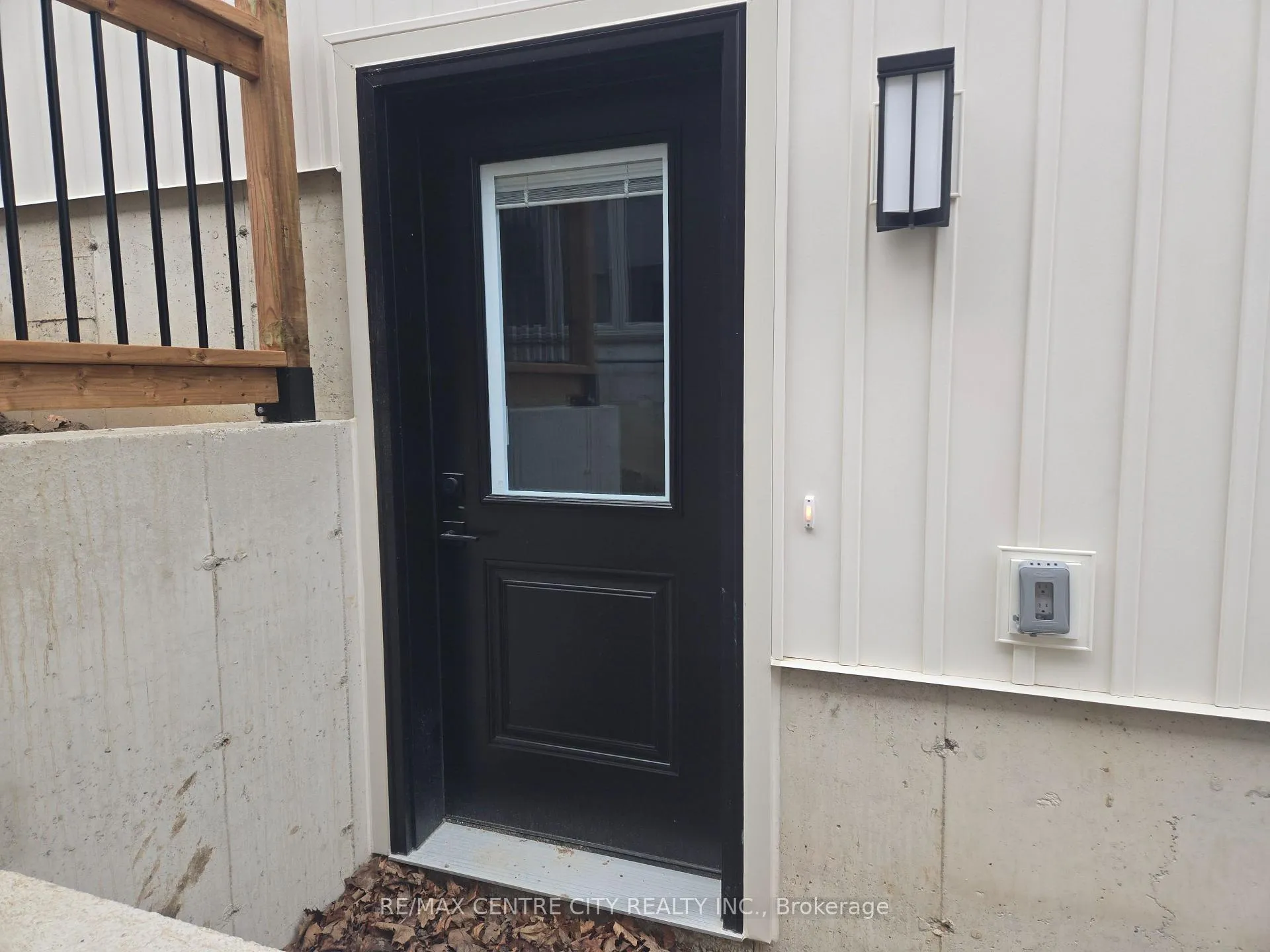 Photo 104 of Unit Lower, 13 Oak Street, Bayham, Vienna — HOMEH