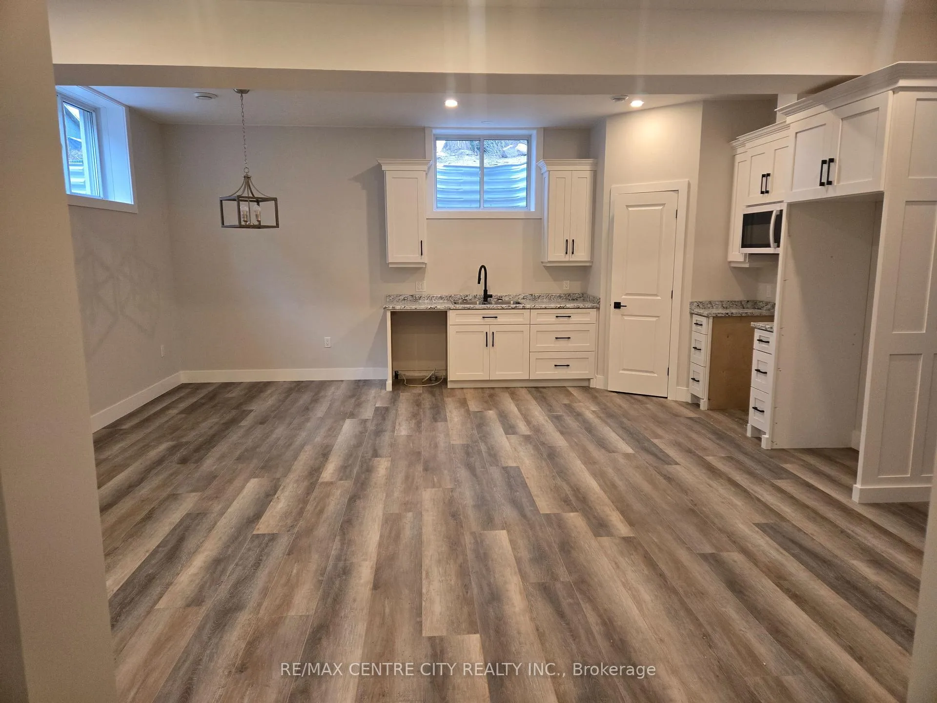 Photo 202 of Unit Lower, 13 Oak Street, Bayham, Vienna — HOMEH
