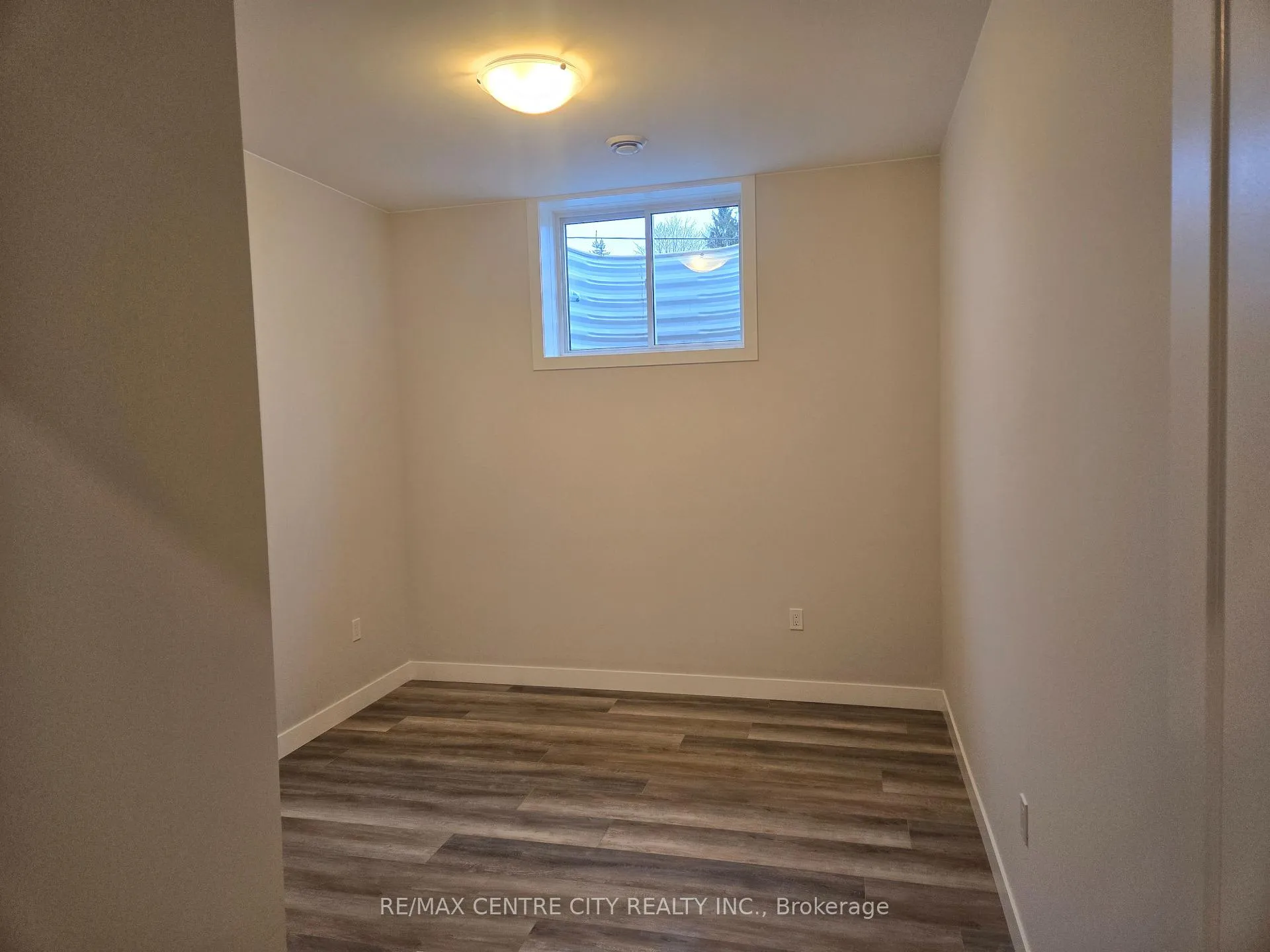 Photo 273 of Unit Lower, 13 Oak Street, Bayham, Vienna — HOMEH