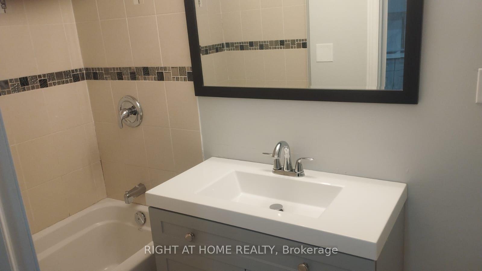 Photo 2 of Unit B, 32 Conlins Road, Scarborough, Highland Creek — HOMEH