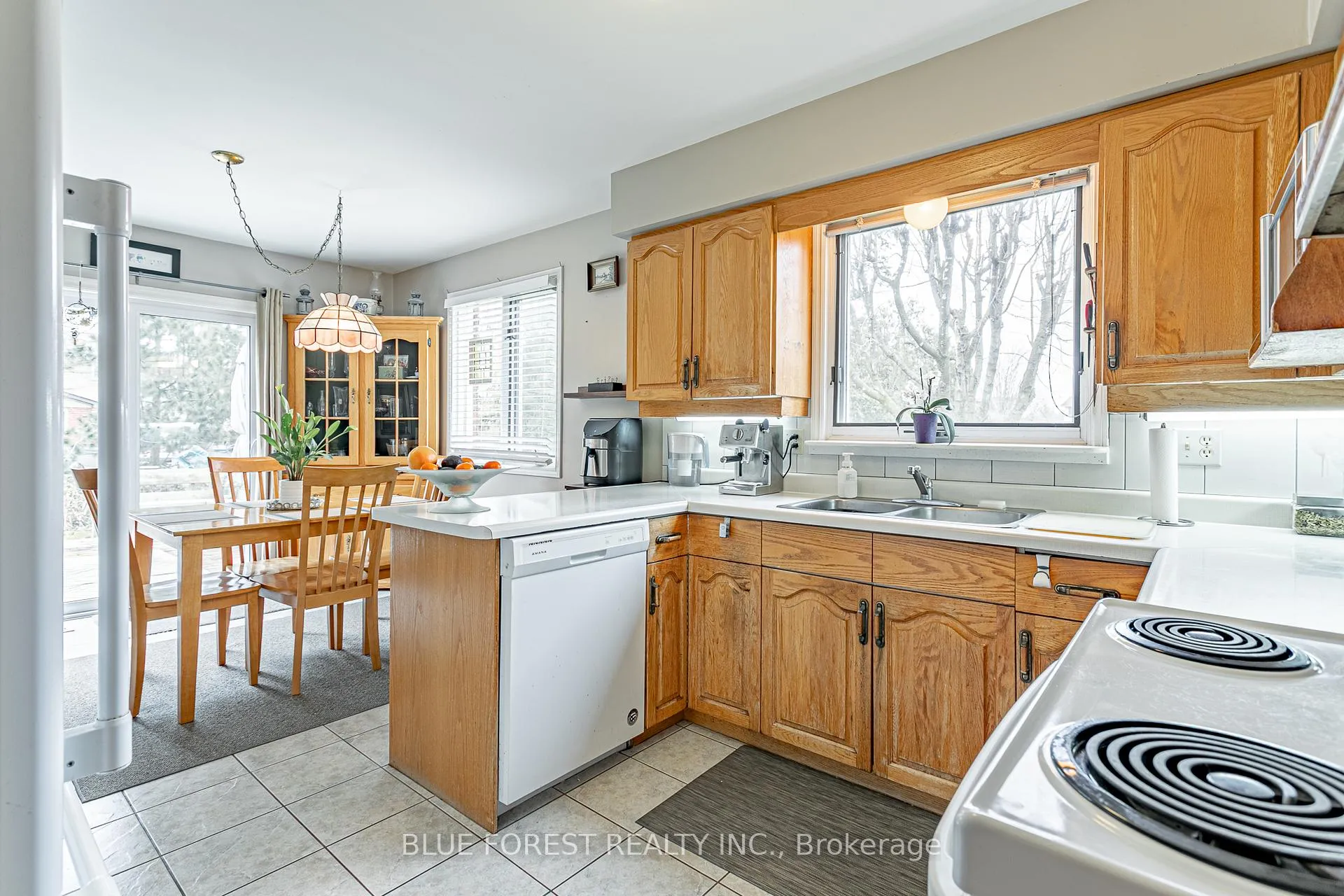Photo 8 of 188 Scarlett Circle, Thames Centre, Dorchester — HOMEH