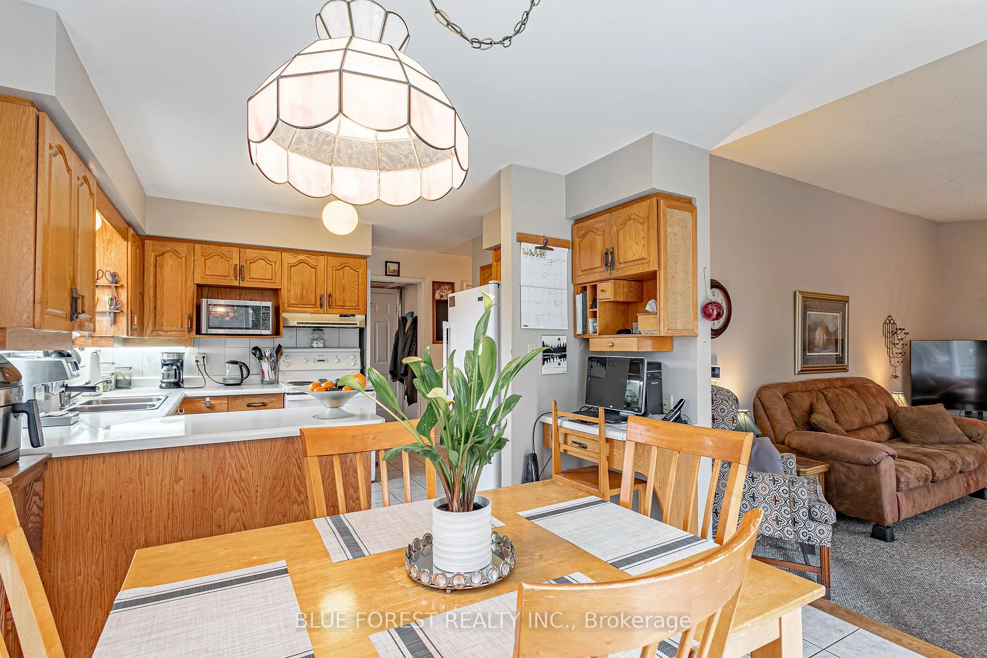 Photo 12 of 188 Scarlett Circle, Thames Centre, Dorchester — HOMEH