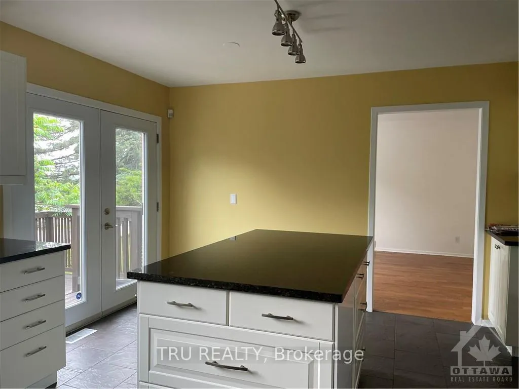 Photo 215 of 41 Clovelly Road, Ottawa, Rothwell Heights — HOMEH