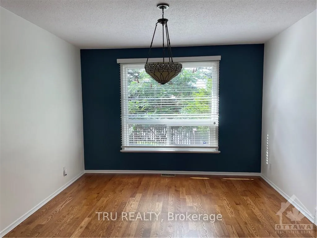 Photo 270 of 41 Clovelly Road, Ottawa, Rothwell Heights — HOMEH