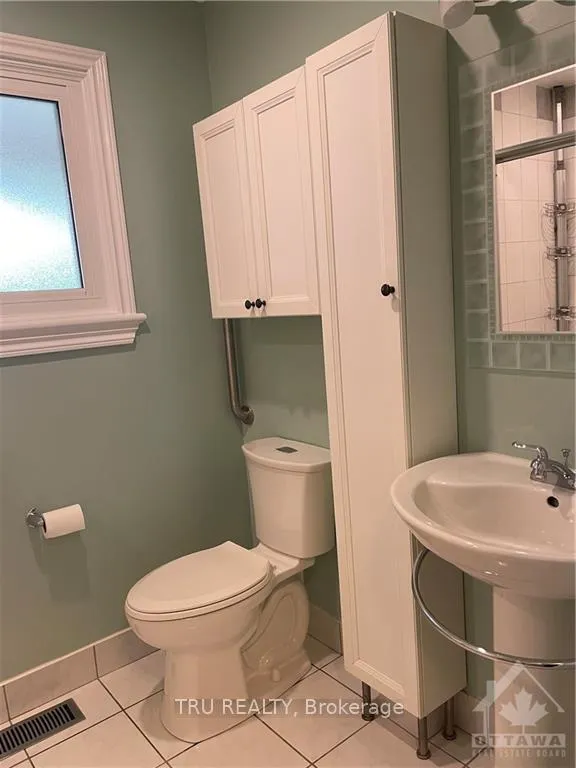 Photo 403 of 41 Clovelly Road, Ottawa, Rothwell Heights — HOMEH