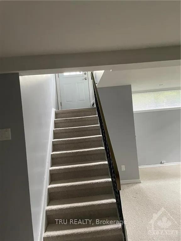 Photo 427 of 41 Clovelly Road, Ottawa, Rothwell Heights — HOMEH