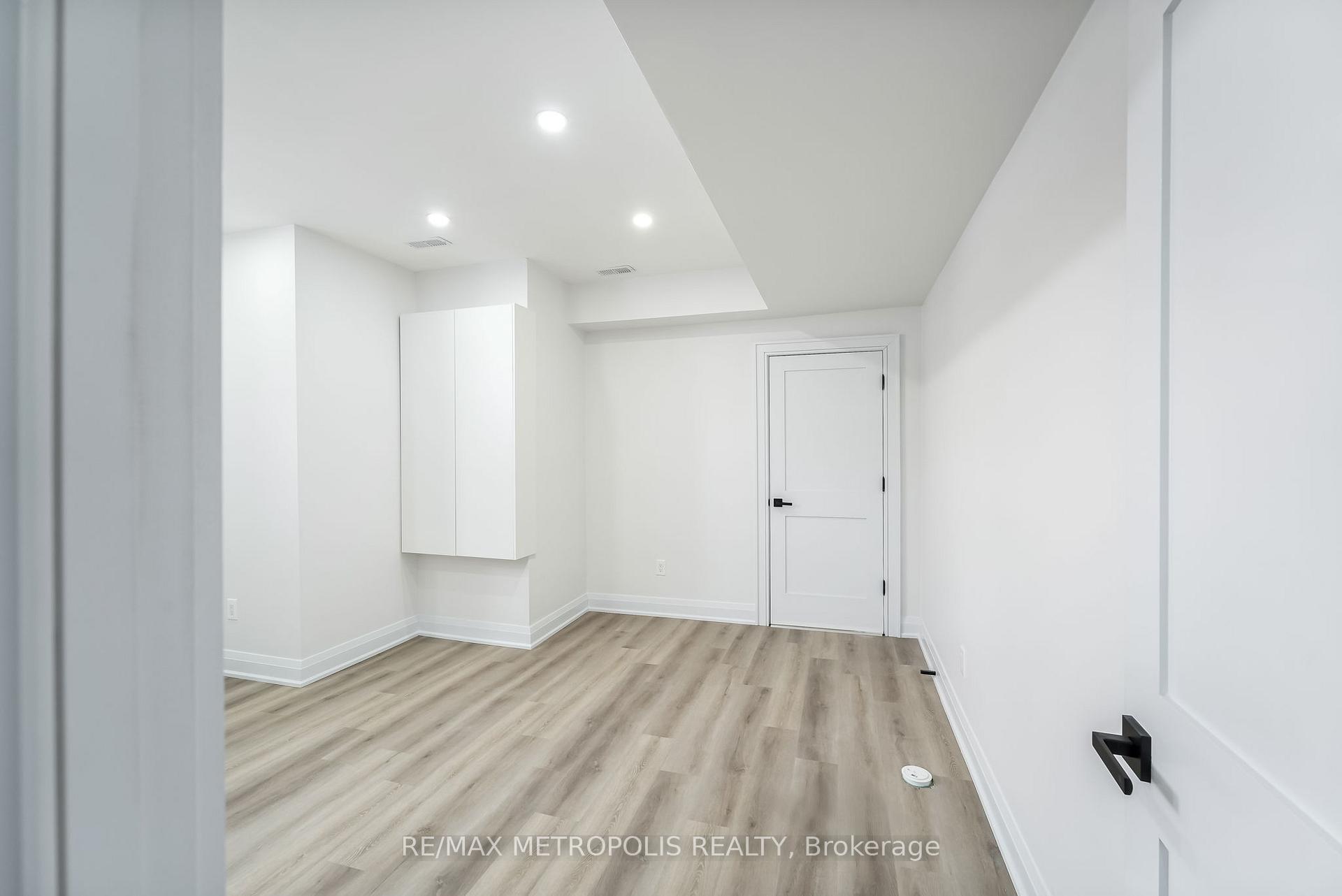 Photo 43 of 20 Hearth Place, Scarborough, Highland Creek — HOMEH