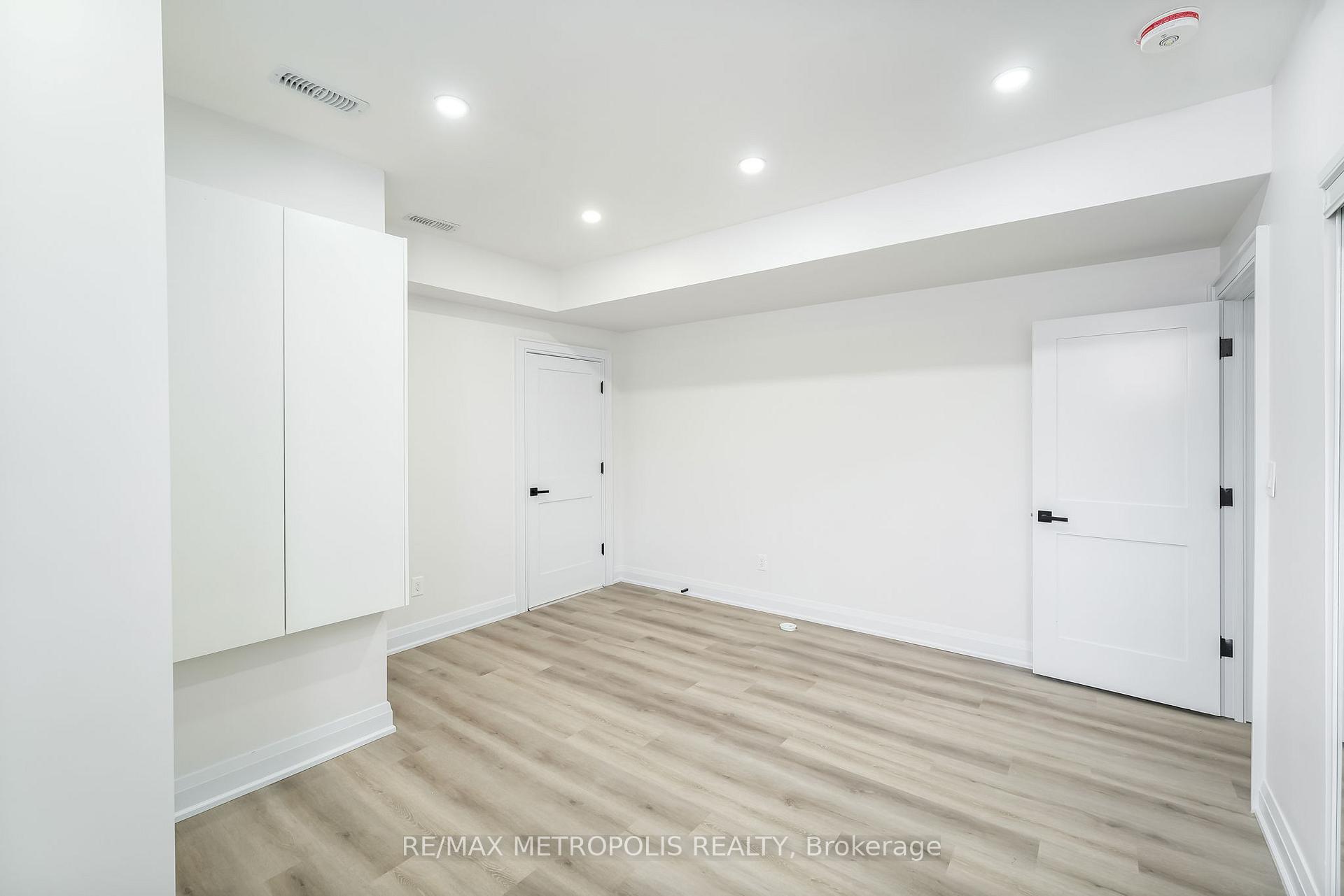 Photo 44 of 20 Hearth Place, Scarborough, Highland Creek — HOMEH