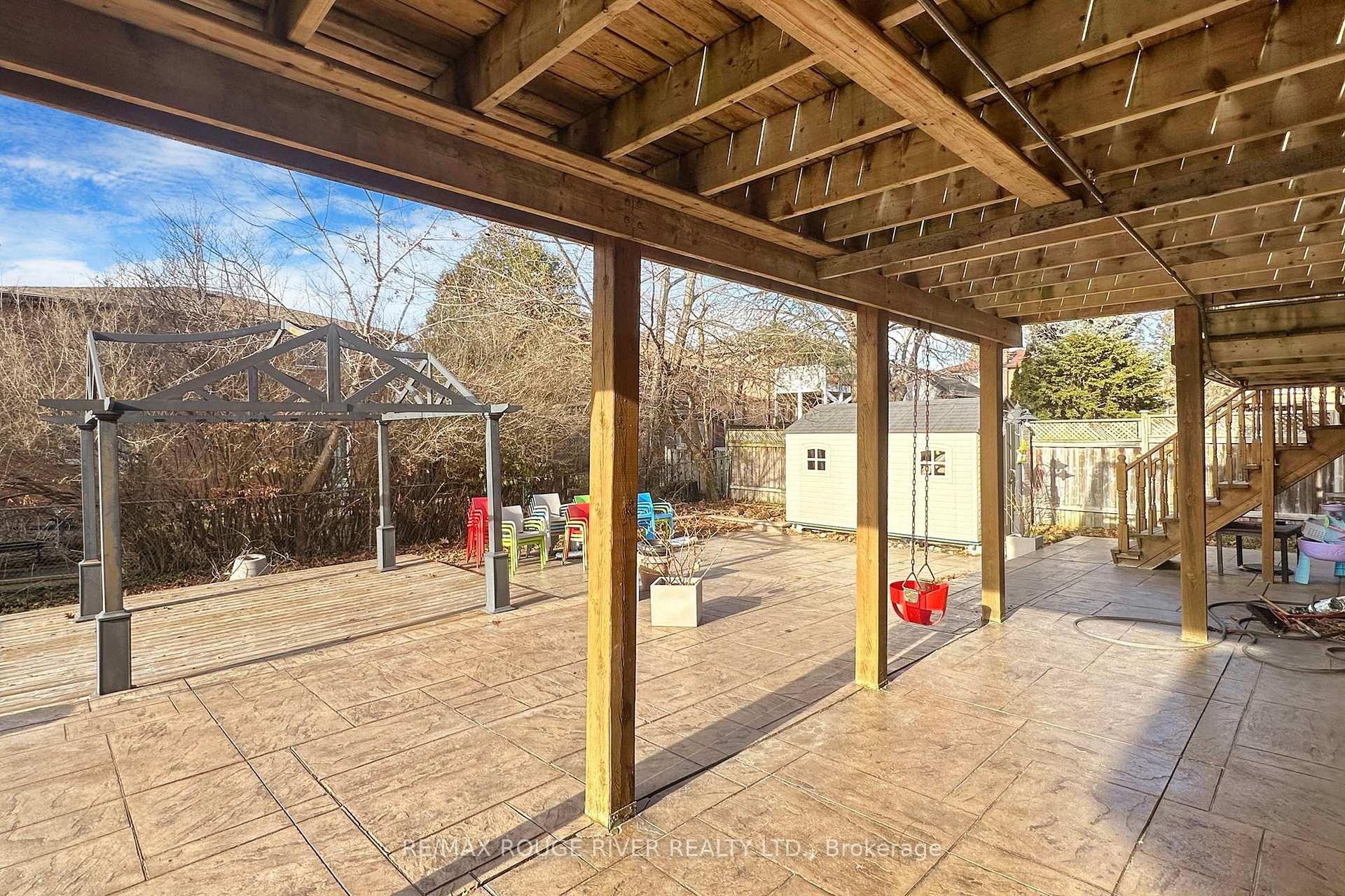 Photo 11 of 25 Linderwood Drive, Scarborough, Centennial Scarborough — HOMEH
