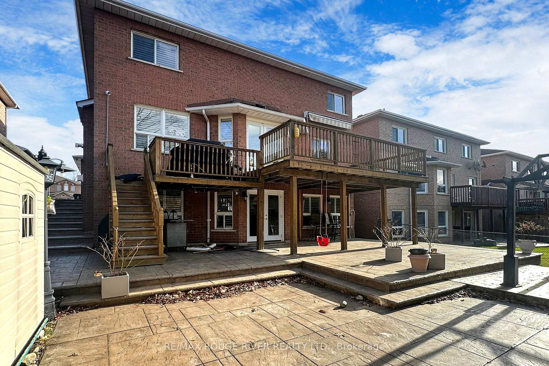 Photo 12 of 25 Linderwood Drive, Scarborough, Centennial Scarborough — HOMEH