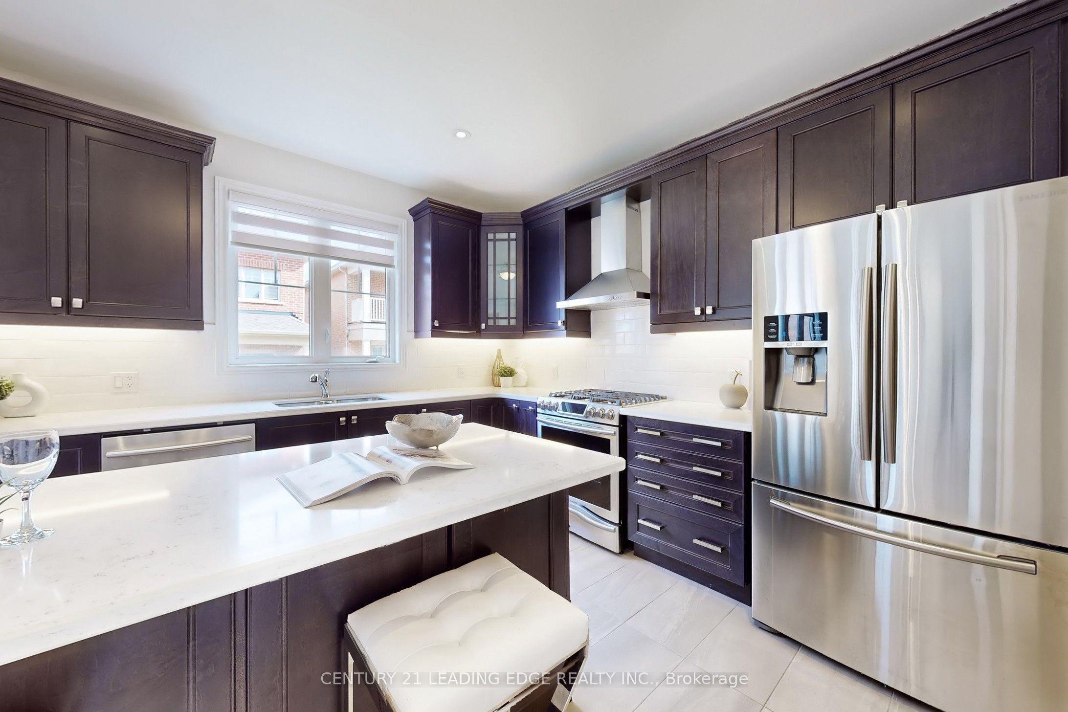Photo 50 of 71 Ken Sinclair Crescent, Aurora, Aurora Estates — HOMEH