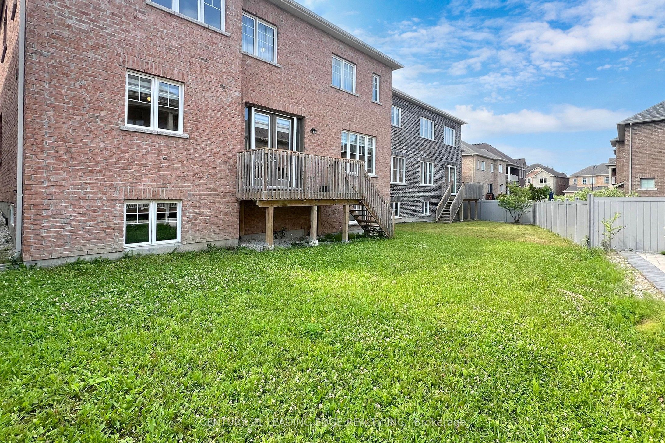 Photo 71 of 71 Ken Sinclair Crescent, Aurora, Aurora Estates — HOMEH