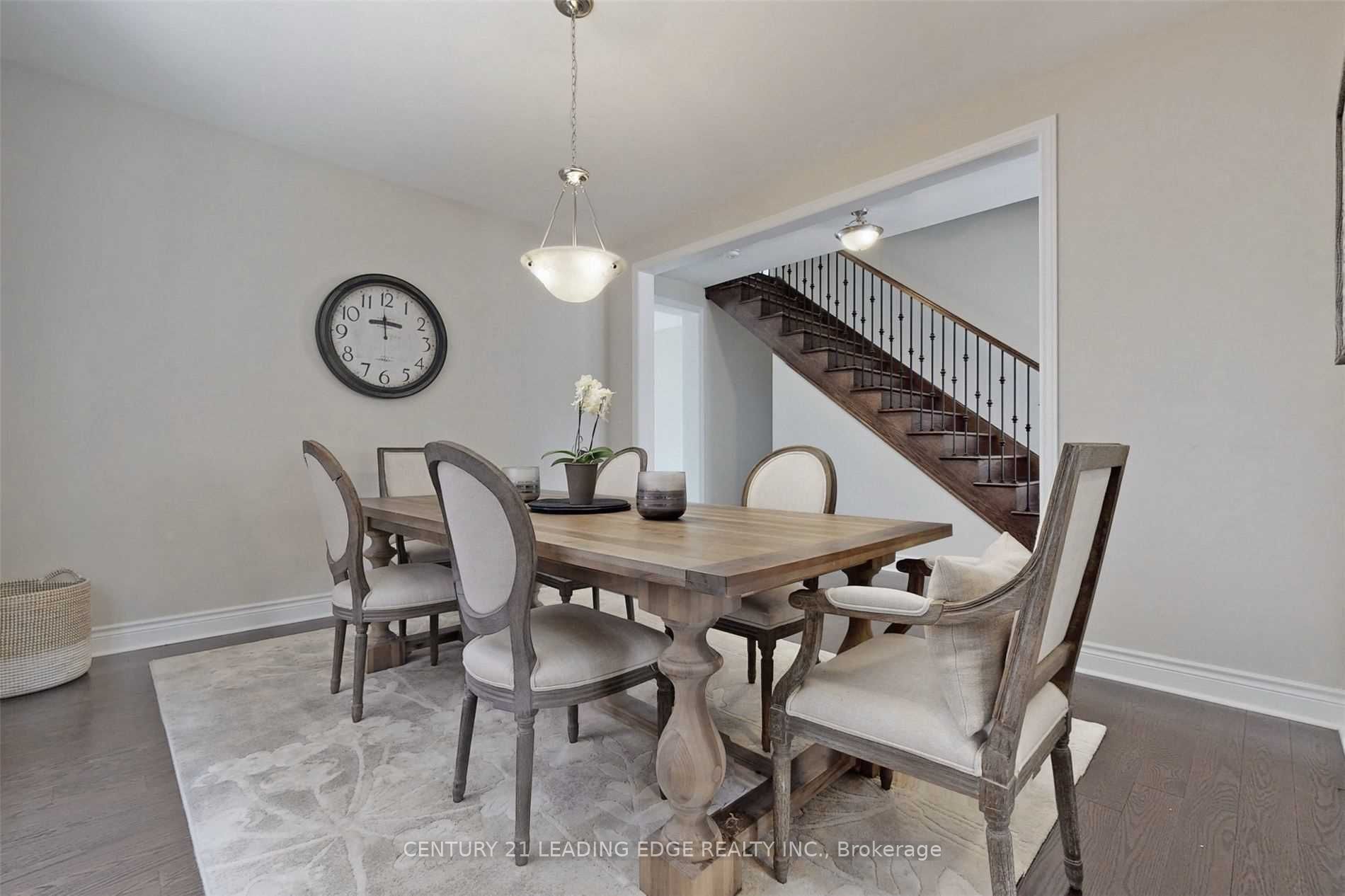 Photo 43 of 71 Ken Sinclair Crescent, Aurora, Aurora Estates — HOMEH