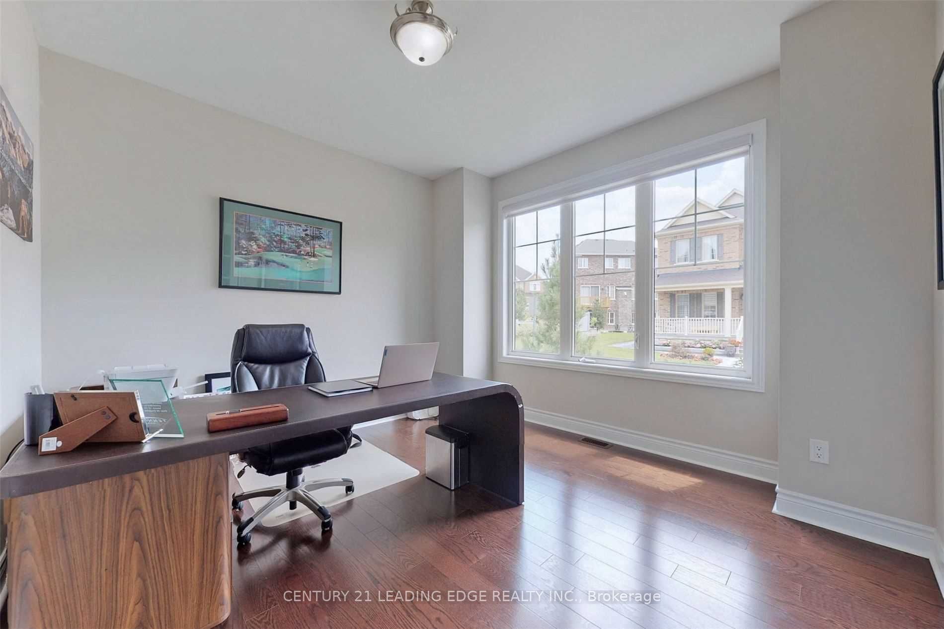Photo 52 of 71 Ken Sinclair Crescent, Aurora, Aurora Estates — HOMEH